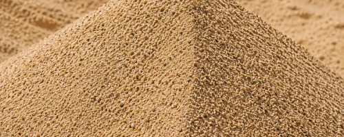 Areia lavada e peneirada média mista